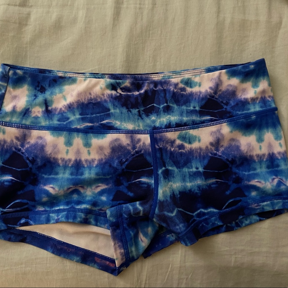WodBottom Crossfit blue and purple spandex. Polyester and spandex. Size M.